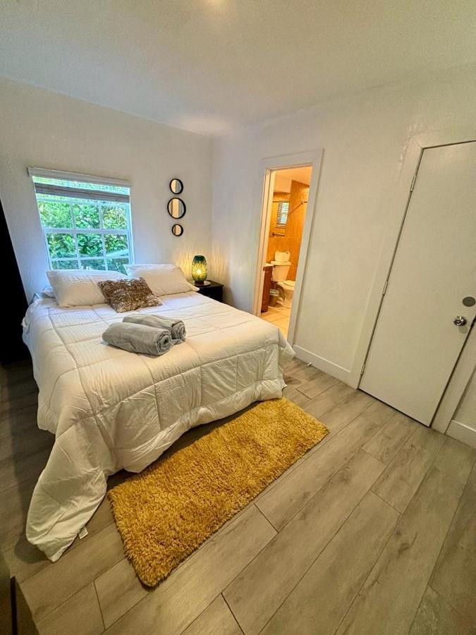 Quiet & Centrally Located House - Private Parking, Laundry And Storage For Luggage Miami Luaran gambar