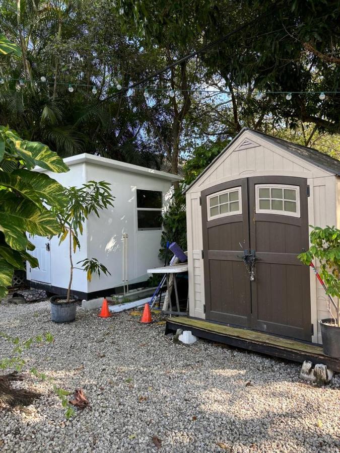 Quiet & Centrally Located House - Private Parking, Laundry And Storage For Luggage Miami Luaran gambar
