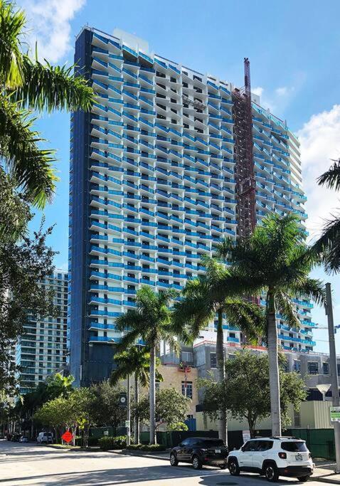 Quiet & Centrally Located House - Private Parking, Laundry And Storage For Luggage Miami Luaran gambar